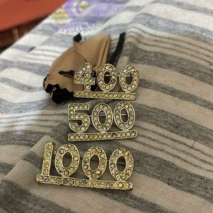 PINS PRODUCTION AWARDS FROM TUPPERWARE